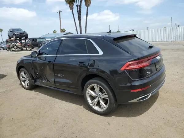 WA1AVAF19KD010561 2019 AUDI Q8 - Image 2