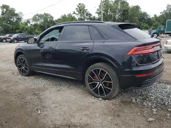 WA1AVAF19MD000986 2021 AUDI Q8 - Image 2
