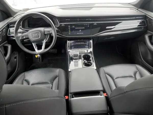 WA1AVAF19MD004052 2021 AUDI Q8 - Image 8