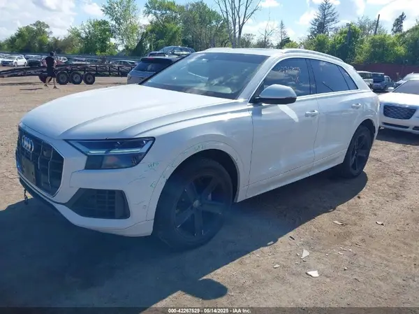 WA1AVAF1XKD014411 2019 AUDI Q8 - Image 2