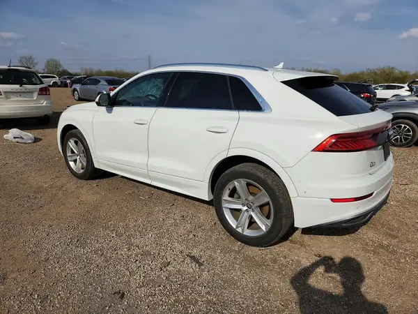 WA1AVAF1XKD015039 2019 AUDI Q8 - Image 2
