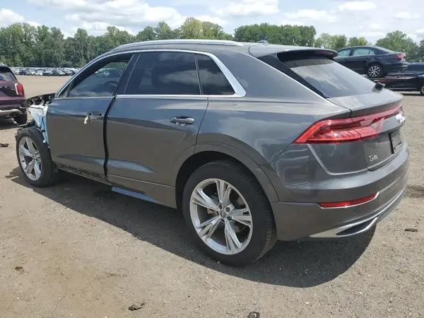 WA1AVAF1XKD028759 2019 AUDI Q8 - Image 2