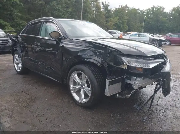 WA1AVBF10PD017072 2023 AUDI Q8 - Image 1