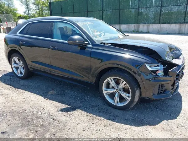WA1AVBF13ND024823 2022 AUDI Q8 - Image 1