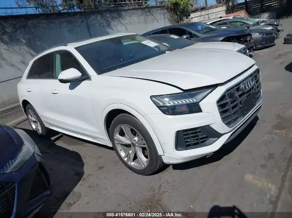 WA1AVBF13PD024825 2023 AUDI Q8 - Image 1