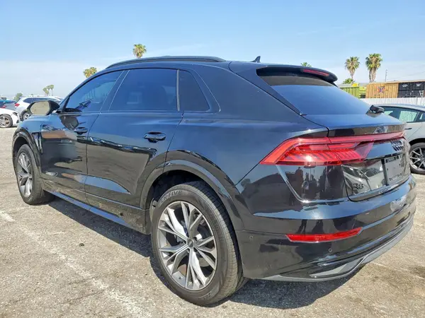 WA1AVBF15ND003729 2022 AUDI Q8 - Image 2