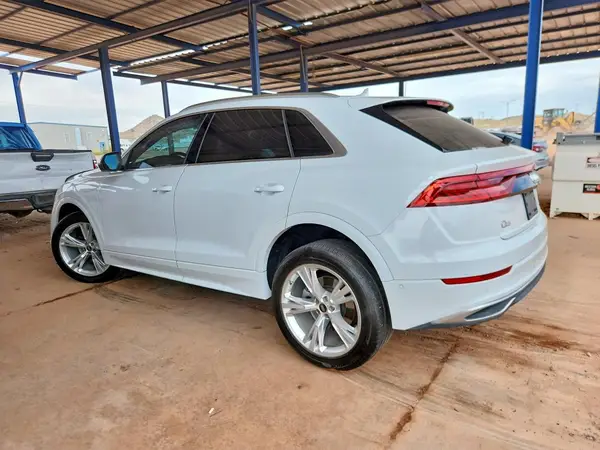 WA1AVBF1XND019280 2022 AUDI Q8 - Image 2