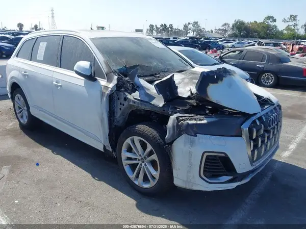 WA1AVBF70SD004951 2025 AUDI Q7 - Image 1