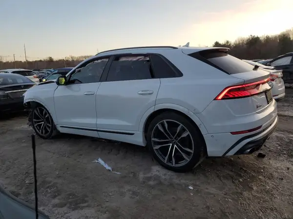 WA1AWBF10MD008042 2021 AUDI SQ8 - Image 2