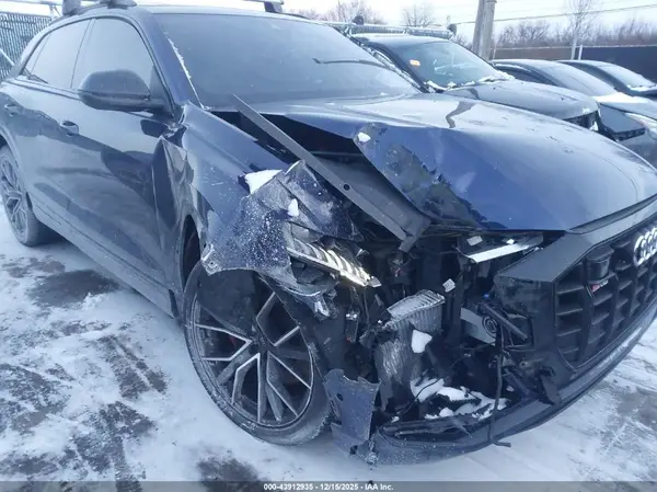 2023 AUDI SQ8 auction photo 6