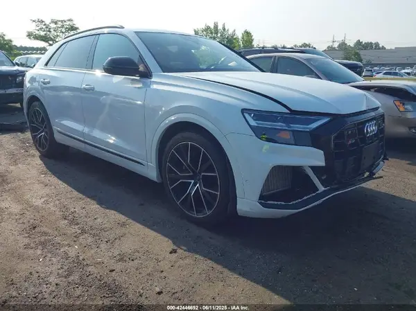 WA1AWBF14MD001658 2021 AUDI SQ8 - Image 1
