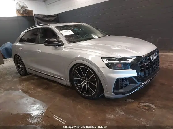 WA1AWBF18MD008712 2021 AUDI SQ8 - Image 1