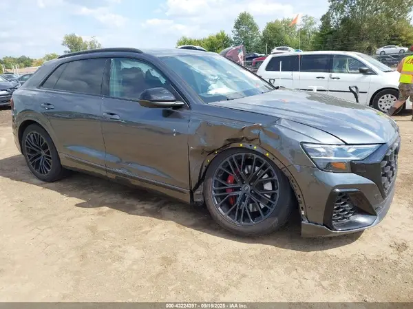 WA1AWBF18RD007633 2024 AUDI SQ8