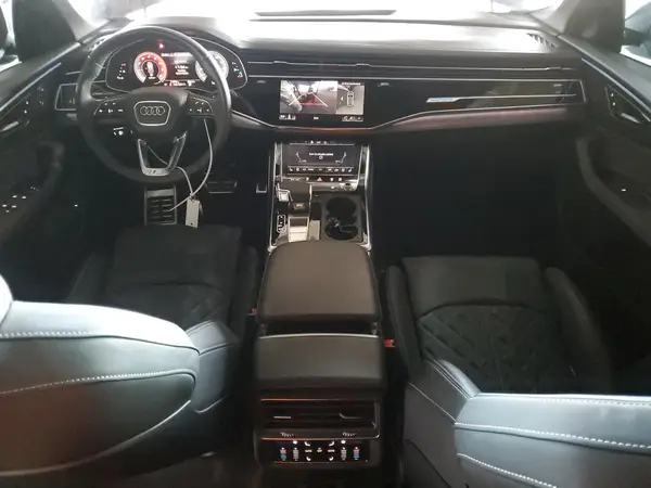 WA1AWBF18RD009768 2024 AUDI SQ8 - Image 8