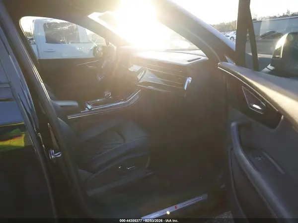 2021 AUDI SQ7 IAAI lot 44305377 auction photo 5