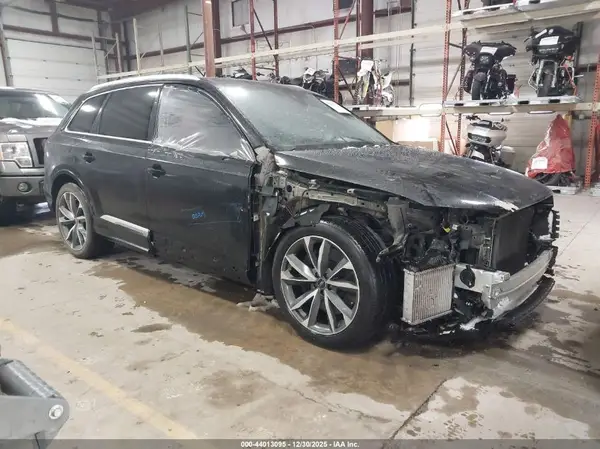 WA1AWBF78MD034215 2021 AUDI SQ7