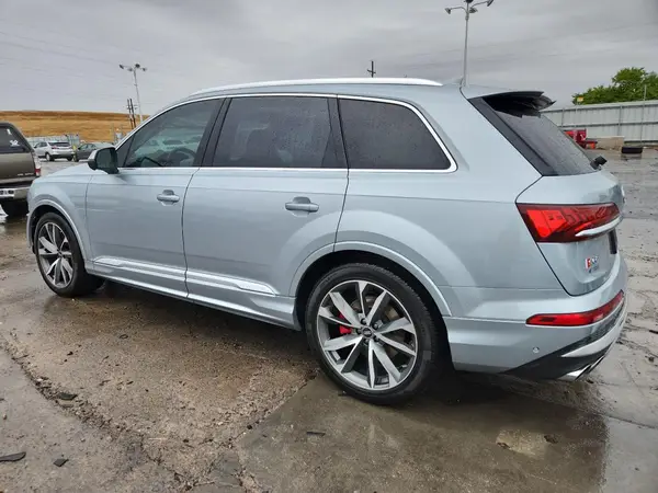 WA1AWBF7XPD003858 2023 AUDI SQ7 - Image 2