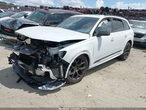 WA1AWBF7XSD002704 2025 AUDI SQ7 - Image 2