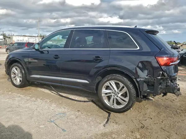 WA1AXAF70MD010336 2021 AUDI Q7 - Image 2
