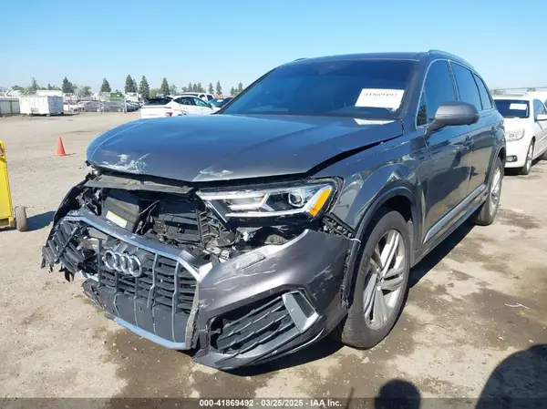 WA1AXAF74MD000697 2021 AUDI Q7 - Image 2