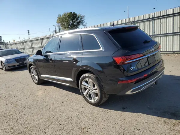 WA1AXAF76MD010521 2021 AUDI Q7 - Image 2