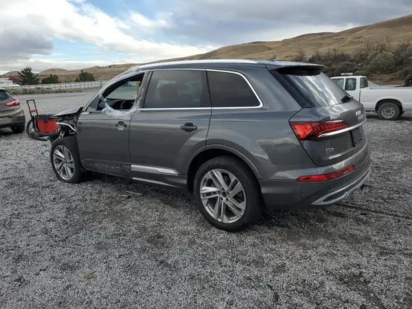 WA1AXAF78MD033749 2021 AUDI Q7 - Image 2