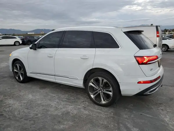 WA1AXAF79MD010710 2021 AUDI Q7 - Image 2