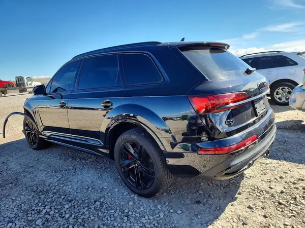 WA1AXAF7XMD023076 2021 AUDI Q7 - Image 2