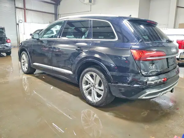 WA1AXAF7XMD024714 2021 AUDI Q7 - Image 2