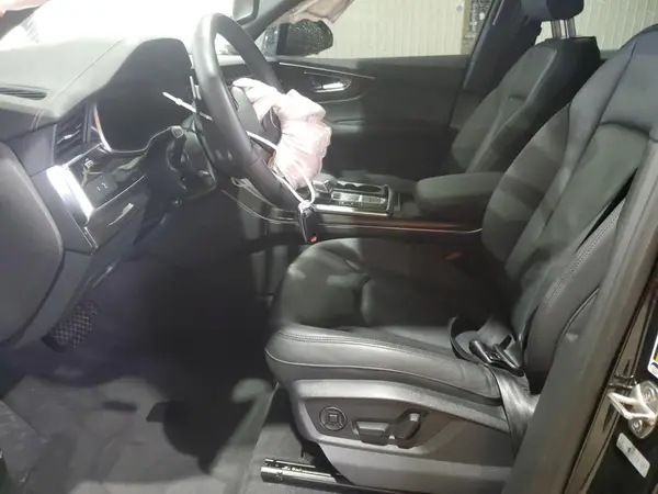 2023 AUDI Q7 auction photo 7
