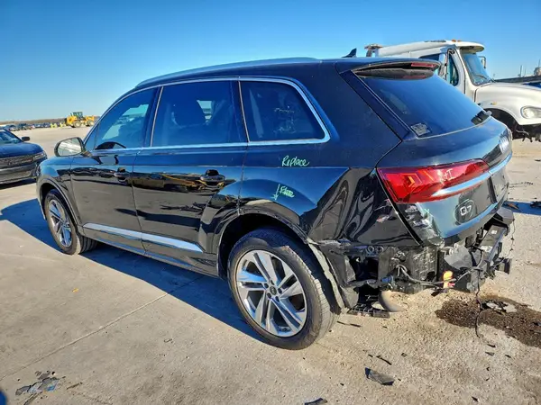 WA1AXBF72PD026676 2023 AUDI Q7 - Image 2