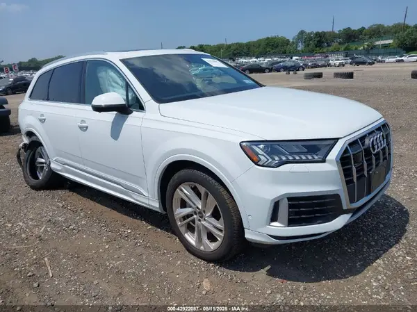 WA1AXBF76PD018919 2023 AUDI Q7 - Image 1