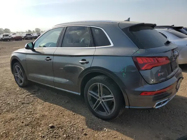 WA1B4AFY0K2060829 2019 AUDI SQ5 - Image 2