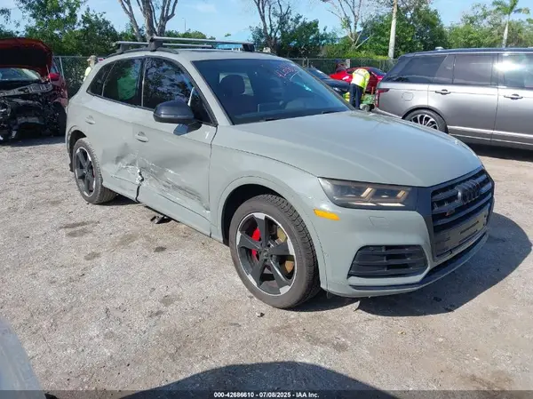 WA1B4AFY0K2075072 2019 AUDI SQ5 - Image 1