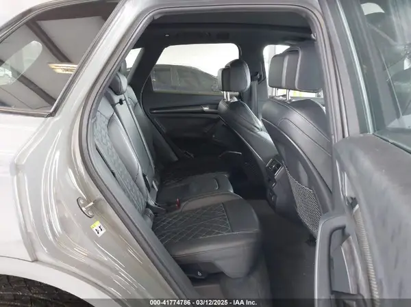 WA1B4AFY0K2088663 2019 AUDI SQ5 - Image 8