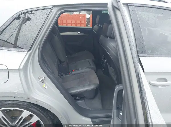 WA1B4AFY0K2096553 2019 AUDI SQ5 - Image 8