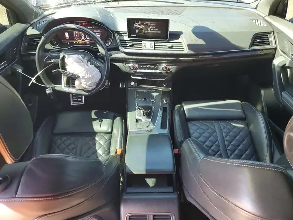 WA1B4AFY0K2117630 2019 AUDI SQ5 - Image 8