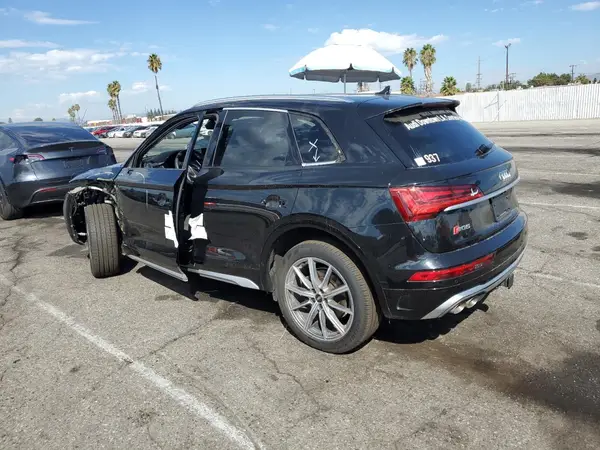 WA1B4AFY0N2102937 2022 AUDI SQ5 - Image 2