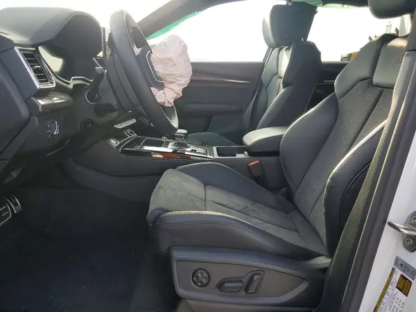 2025 AUDI SQ5 auction photo 7