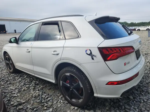 WA1B4AFY1K2005872 2019 AUDI SQ5 - Image 2