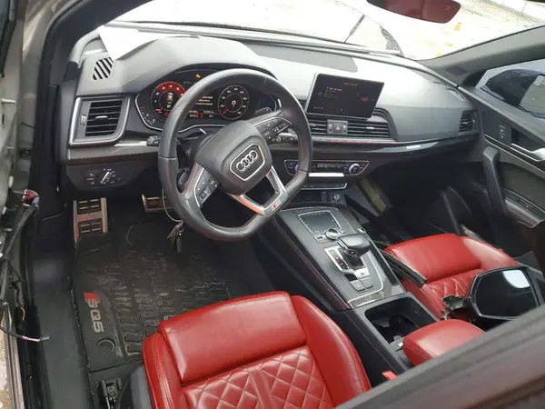 WA1B4AFY1K2024664 2019 AUDI SQ5 - Image 8
