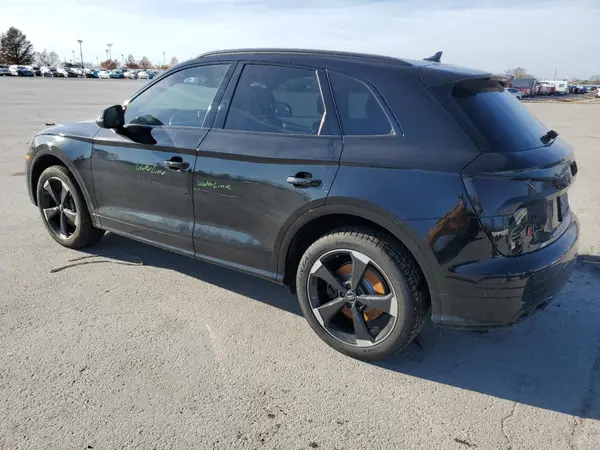 WA1B4AFY1K2043540 2019 AUDI SQ5 - Image 2