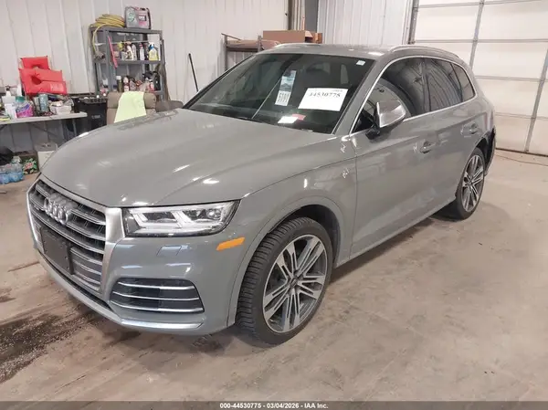 WA1B4AFY1K2077851 2019 AUDI SQ5 - Image 2