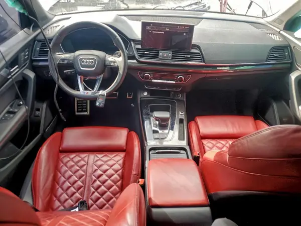 WA1B4AFY1M2010055 2021 AUDI SQ5 - Image 8