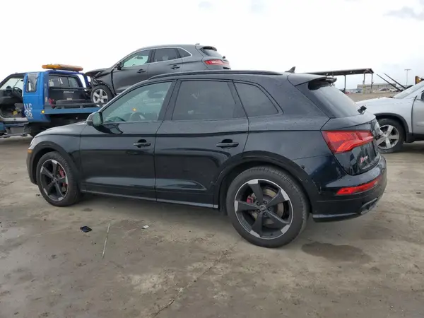 WA1B4AFY2K2045961 2019 AUDI SQ5 - Image 2