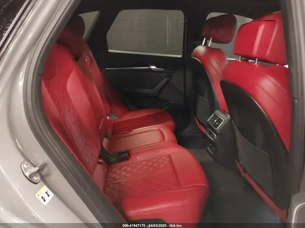 WA1B4AFY2K2077695 2019 AUDI SQ5 - Image 8