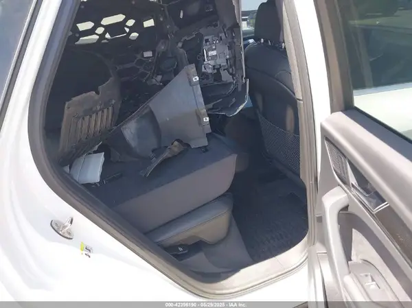 WA1B4AFY2M2035563 2021 AUDI SQ5 - Image 8