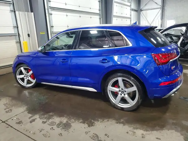 WA1B4AFY2N2039596 2022 AUDI Q5 - Image 2