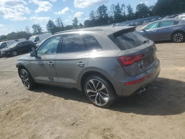 WA1B4AFY2R2152115 2024 AUDI SQ5 - Image 2