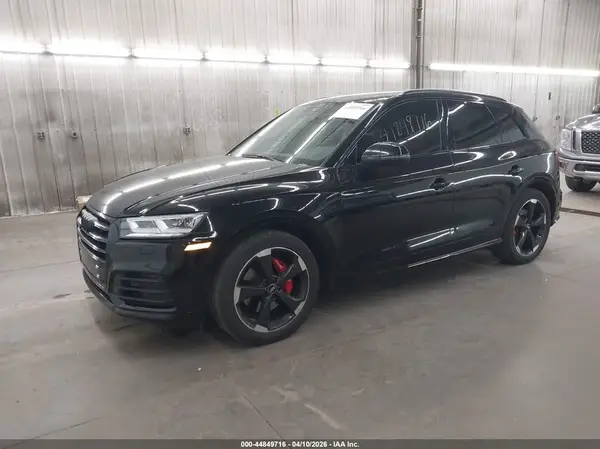 WA1B4AFY3K2063451 2019 AUDI SQ5 - Image 2